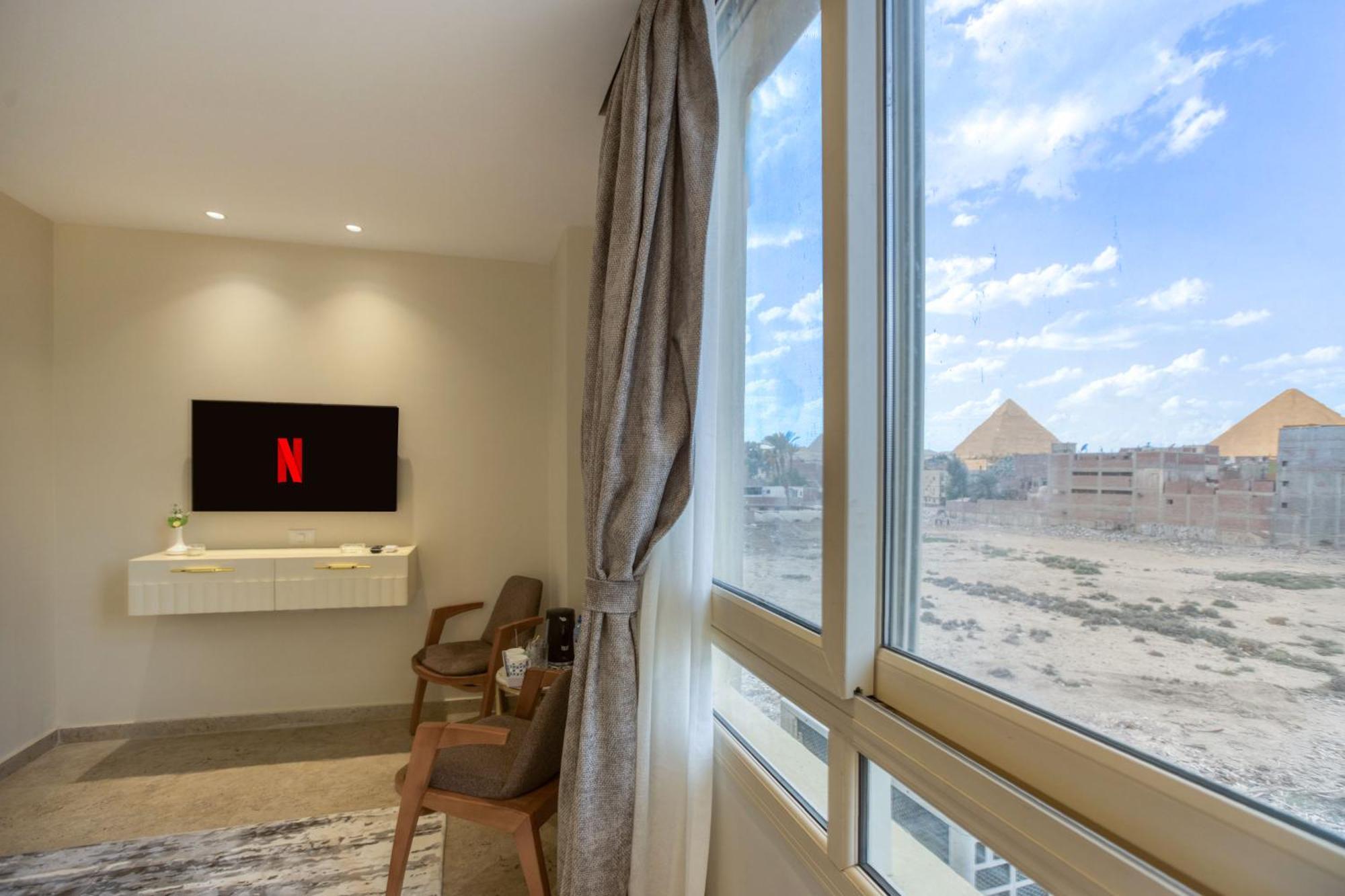 Pyramids Plateau Hotel Kafrat al Jabal Exterior photo
